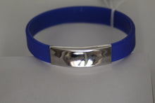Load image into Gallery viewer, Souvenir bracelet - Juno Beach Poppies
